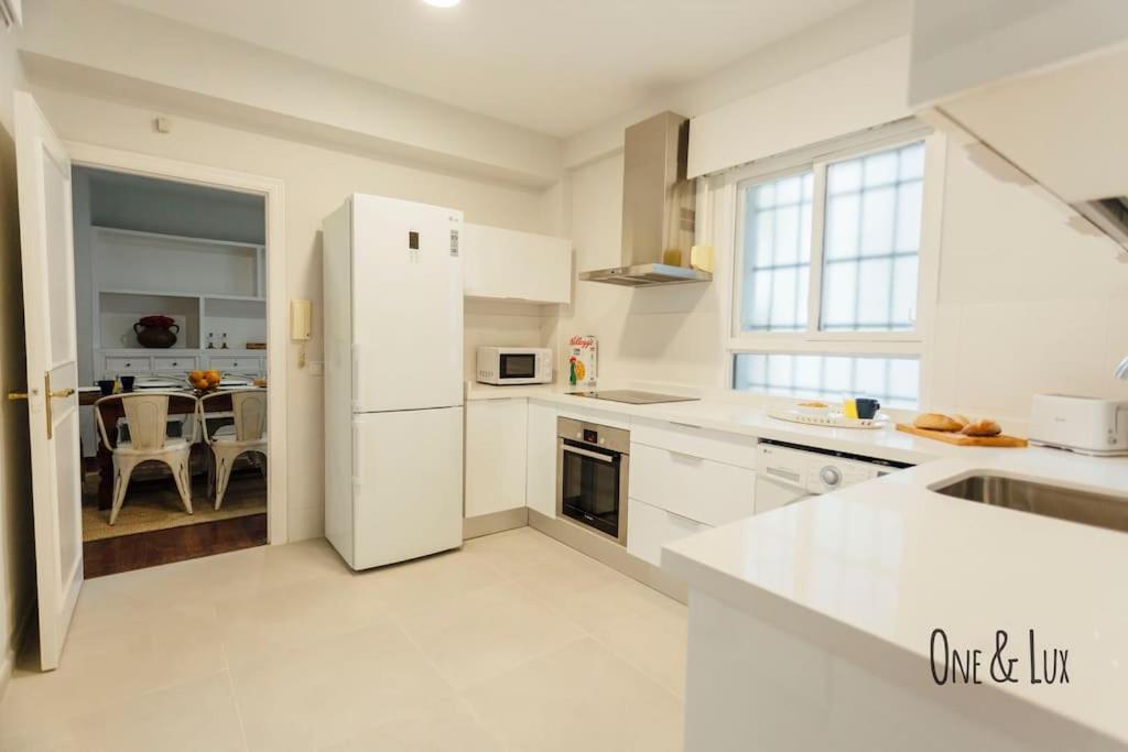 O&L Aire - Spacious And Bright Apartment In The Heart Of Seville Sevilha Exterior foto