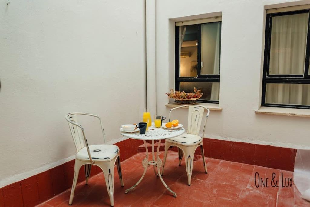 O&L Aire - Spacious And Bright Apartment In The Heart Of Seville Sevilha Exterior foto