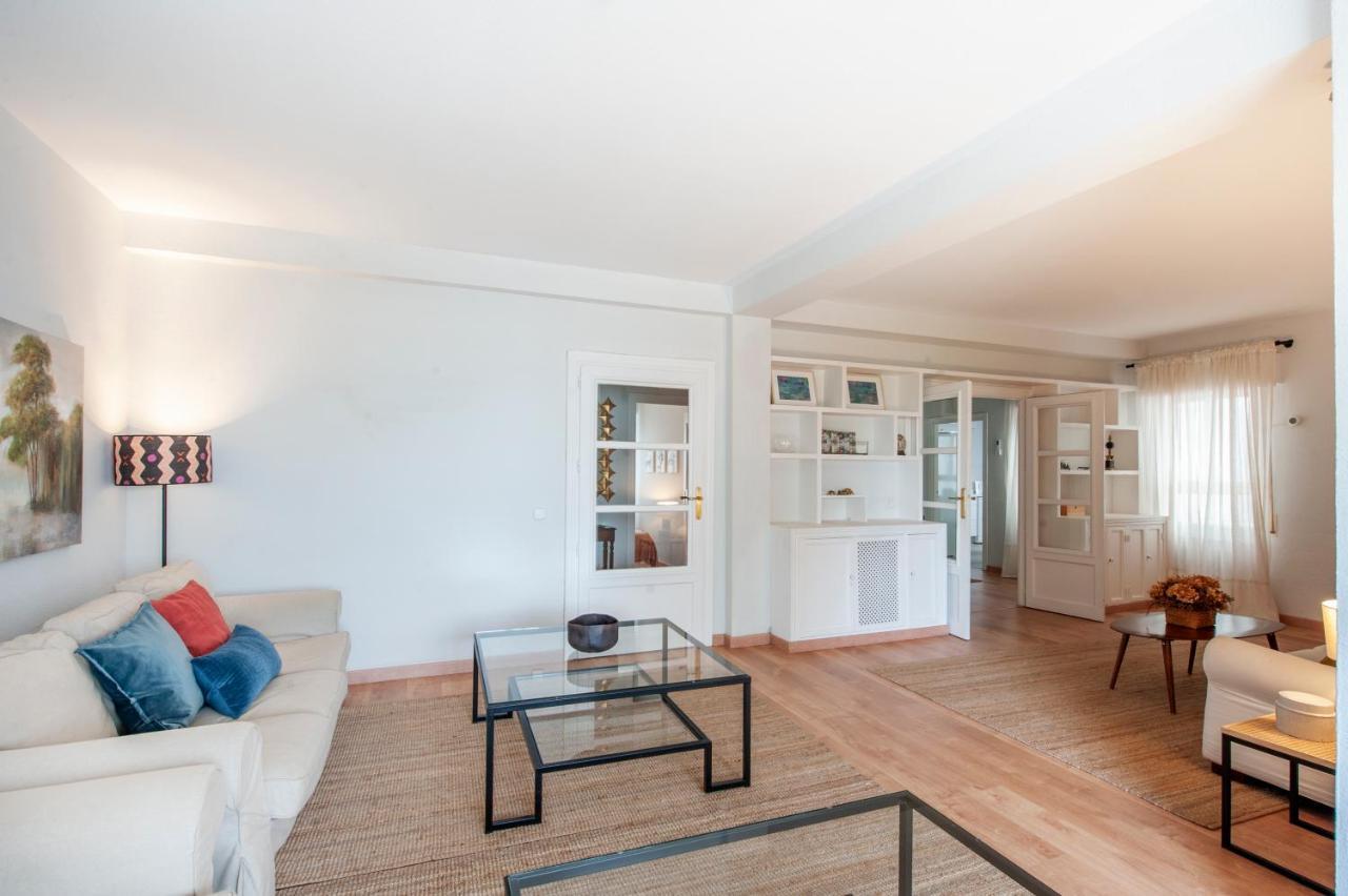 O&L Aire - Spacious And Bright Apartment In The Heart Of Seville Sevilha Exterior foto